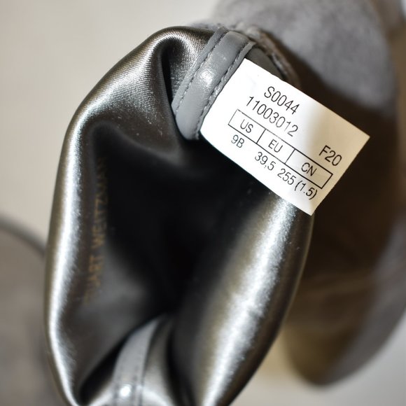 $650 STUART WEITZMAN Highland Suede grey heel Sock Boots 9 (JB22) - Picture 8 of 8